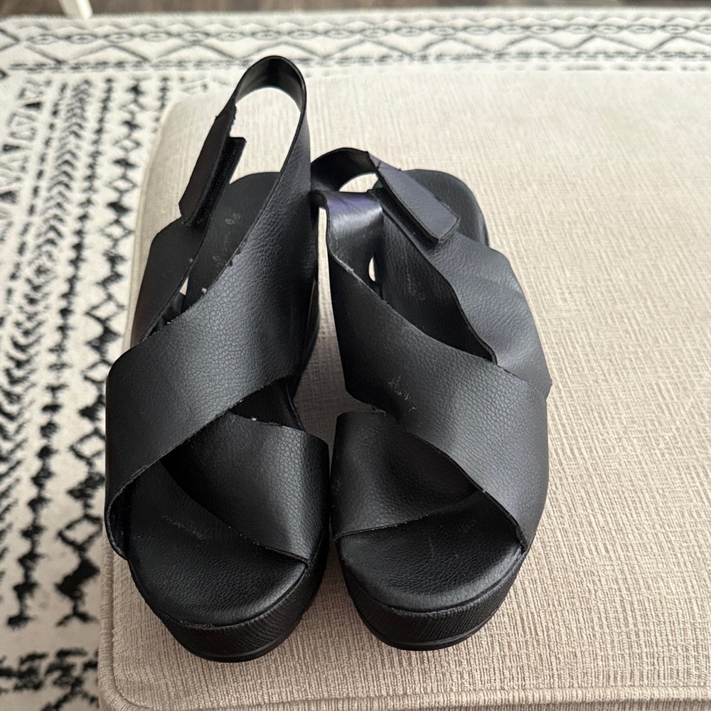 Callisto Black Women's Sandals